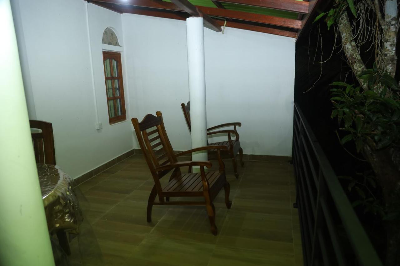 Forest View Home Stay Anuradhapura Exterior photo